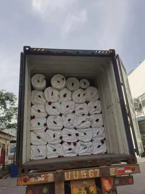 wall to wall carpet load container